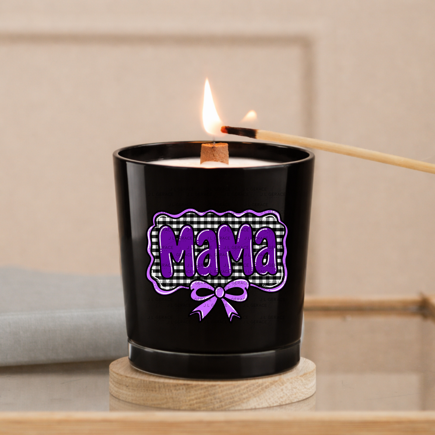 Mama PNG – Purple Glossy Lettering with Gingham Background & Bow