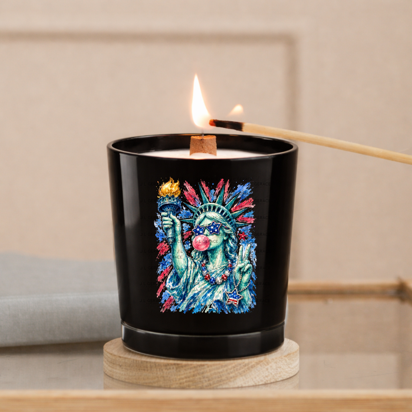 Liberty Statue Bubblegum Patriotic PNG Design