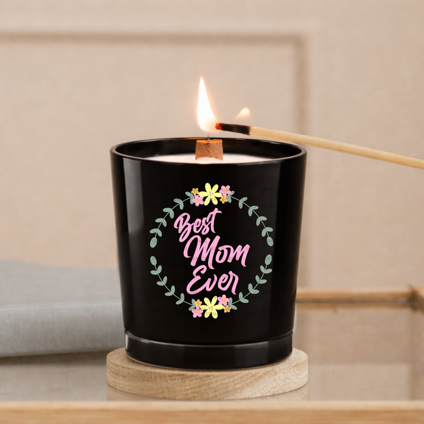 Best Mom Ever Floral Wreath PNG Design
