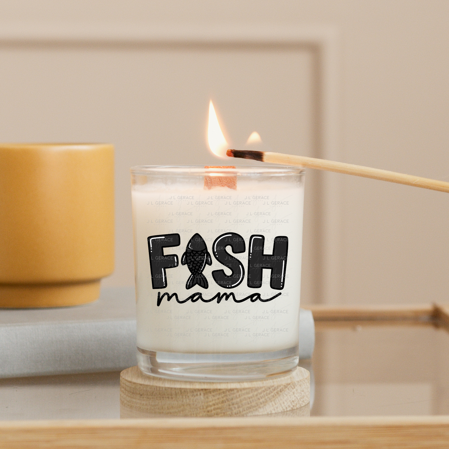 Fish Mama PNG – Black Glossy “FISH Mama” Design with Fish Silhouette Letter