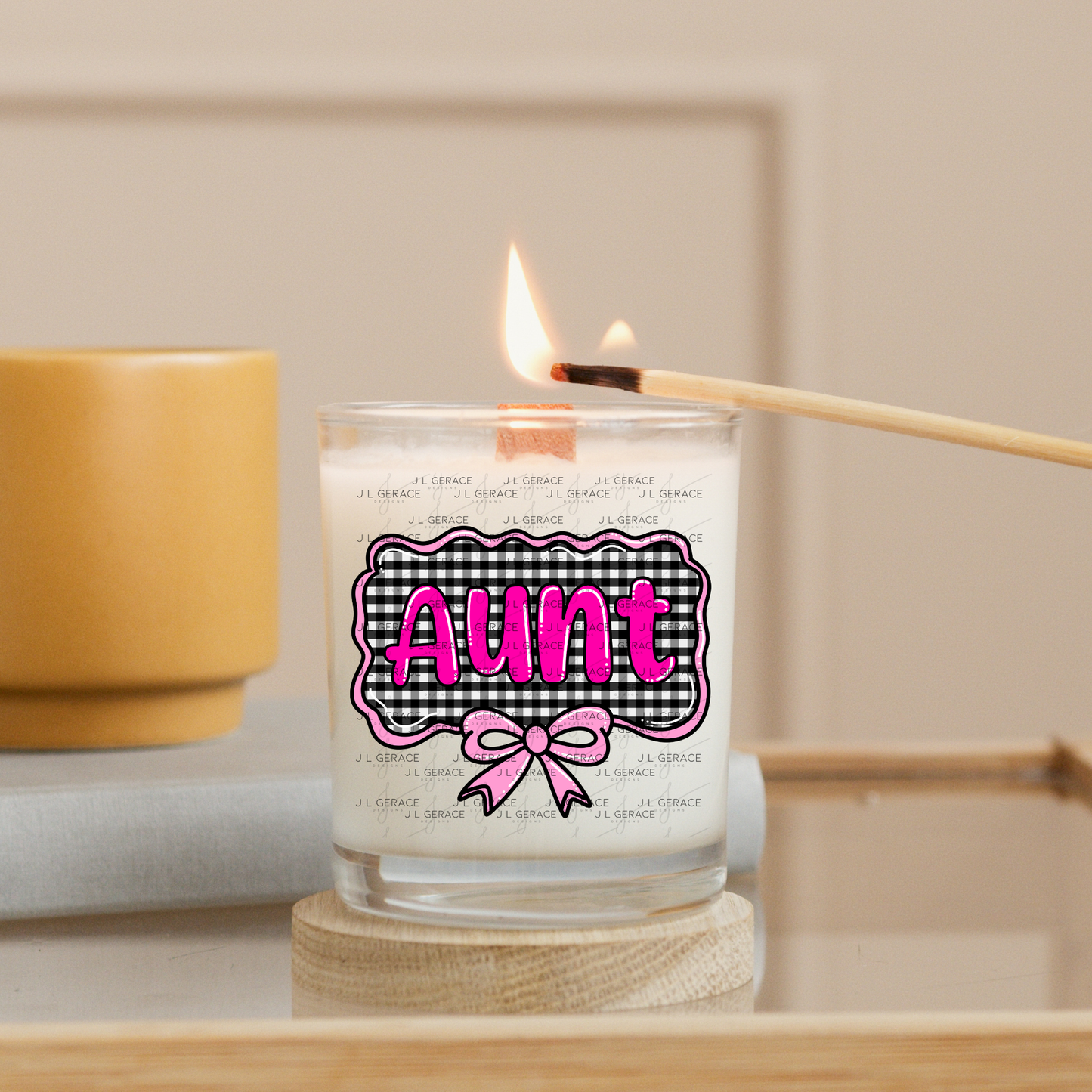 Aunt PNG – Pink Glossy Lettering with Gingham Background & Bow