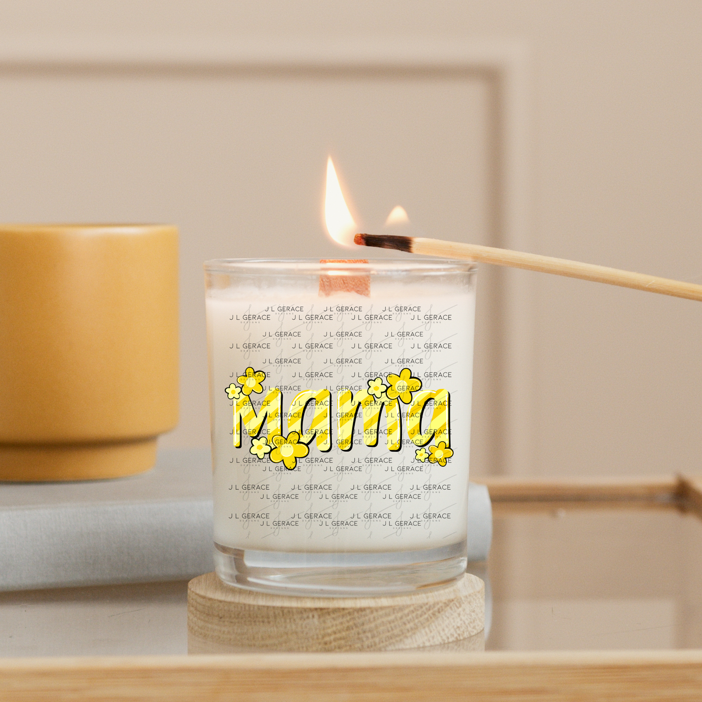 Mama Daisy Floral Yellow PNG Design