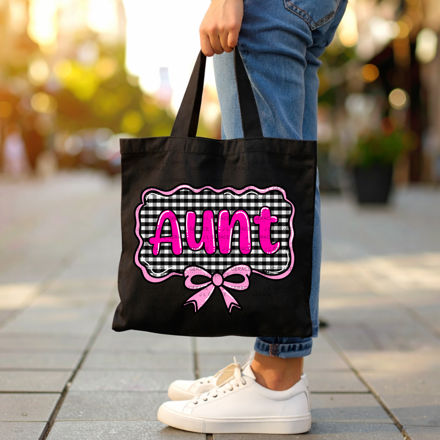 Aunt PNG – Pink Glossy Lettering with Gingham Background & Bow