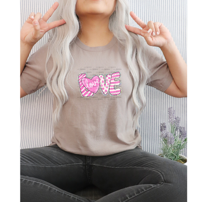 Glitter Outline Love Word PNG with Heart – Pink Mixed Pattern Design