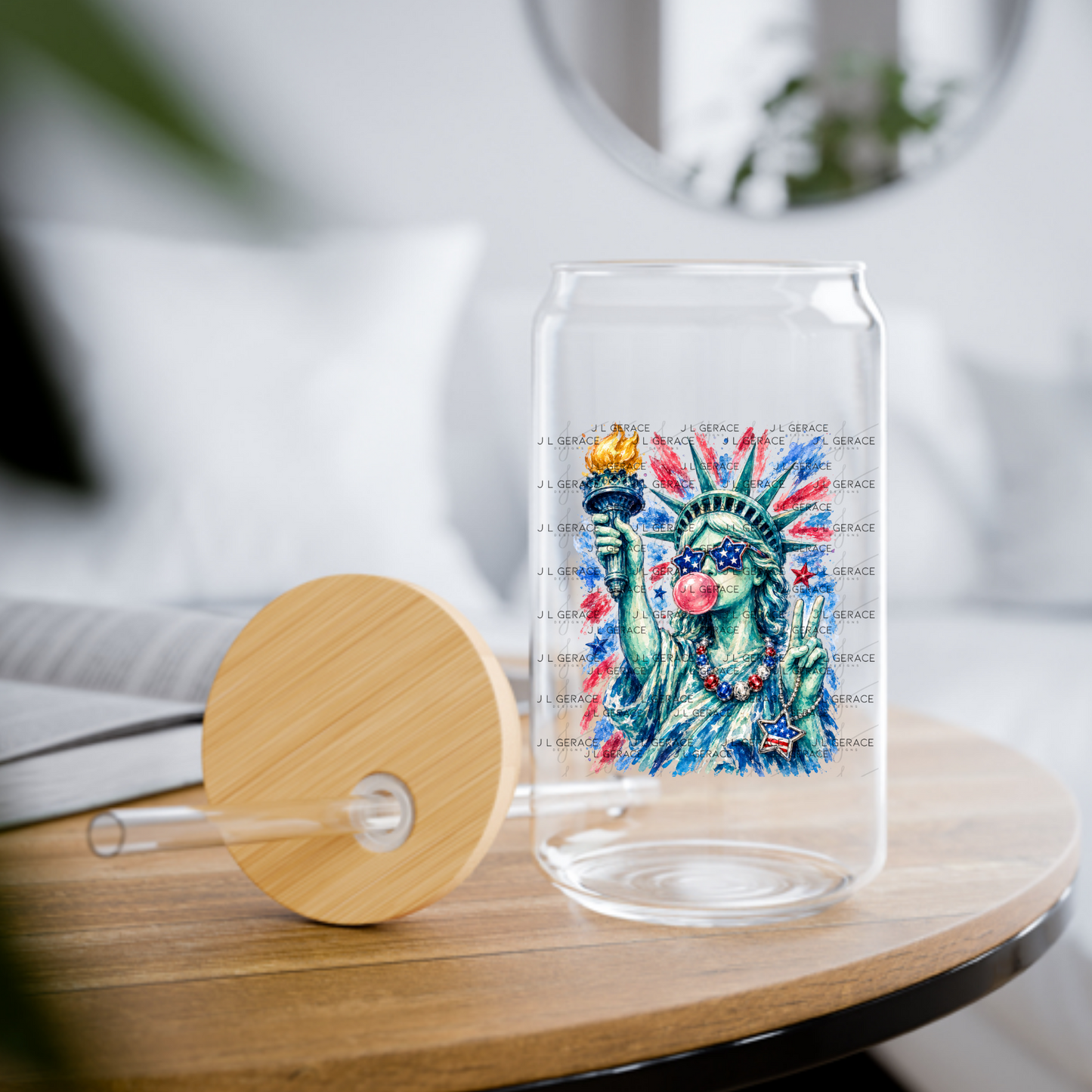 Liberty Statue Bubblegum Patriotic PNG Design