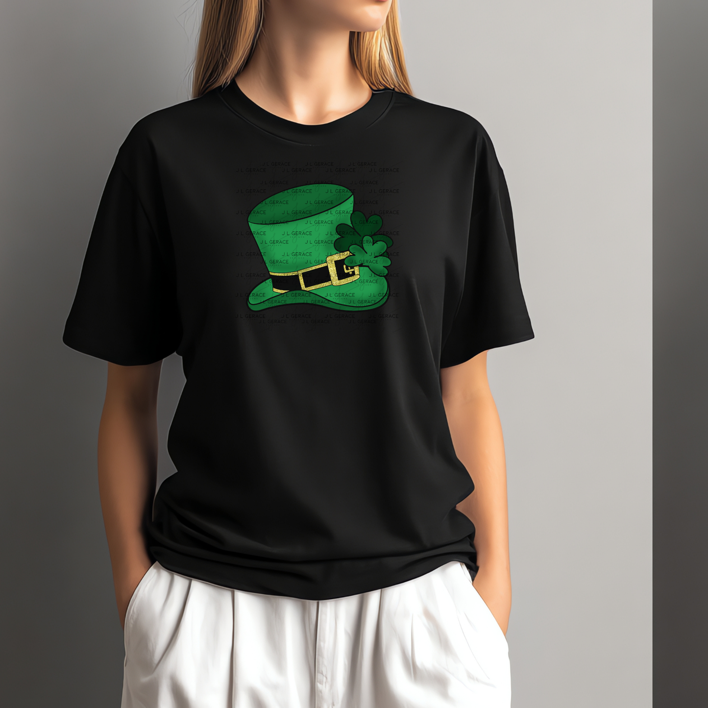 St Patrick Leprechaun Hat PNG – Green Top Hat with Shamrock and Gold Glitter Buckle